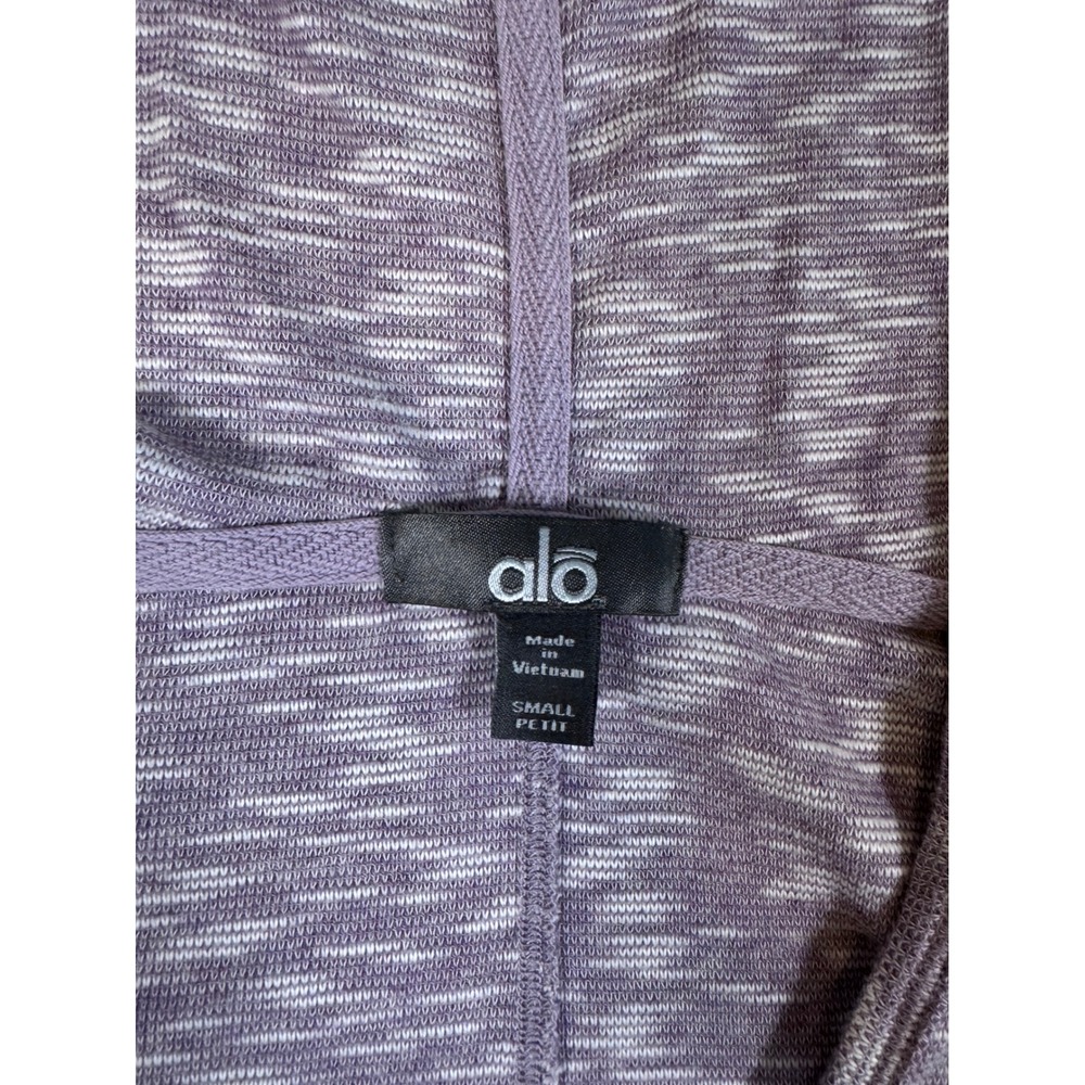 k39. Alo Yoga Women Purple Space Dye Knit Hooded Poncho Top Small Yoga Layer - Picture 2 of 4